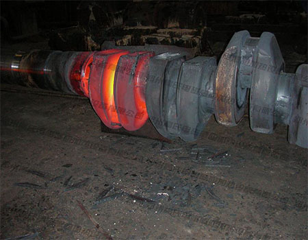 凸輪軸的熱處理設備是感應淬火設備 凸輪軸的熱處理設備是感應淬火設備